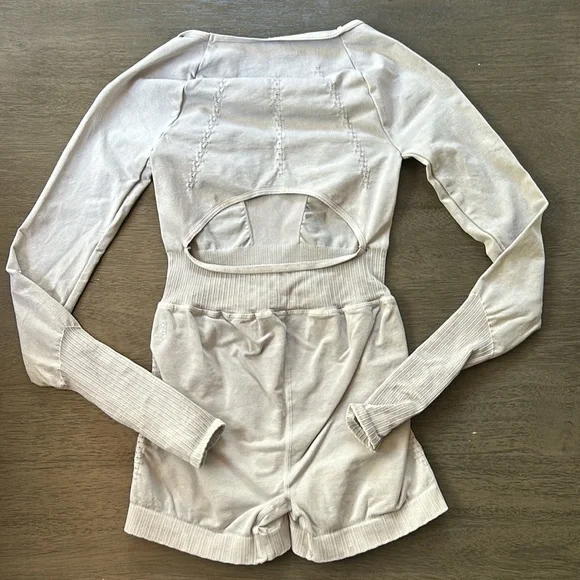 NWOT! FP Free People Movement Good Karma Long Sleeve Runsie Sz XS/S - Picture 7 of 9